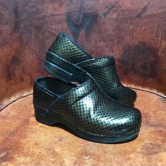 Dansko Dark Green Snakeskin Professional/ Mermaid Scale Clog (37) - Picture 9 of 9